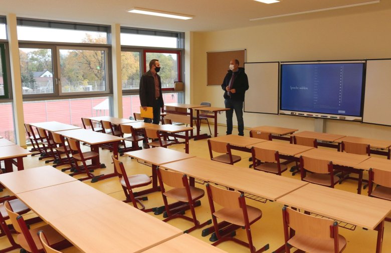 Modern ausgestattete Räume im neuen Würfel-Anbau an der Liuba-Grundschule. Modern ausgestattete Räume im neuen Würfel-Anbau an der Liuba-Grundschule.