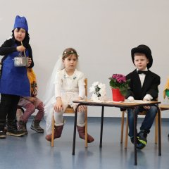 Vogelhochzeit, Hort Liuba-Grundschule